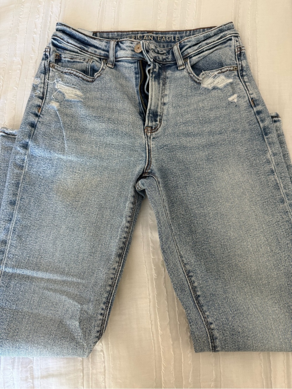 American Eagle Outfitters Light Blue High-Rise Distressed Jeans